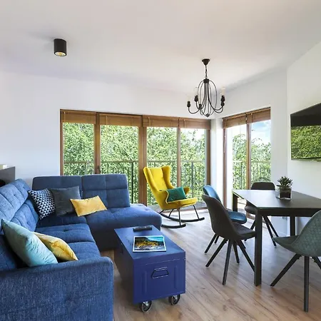 Sloneczny Z Widokiem Na Gory Apartman