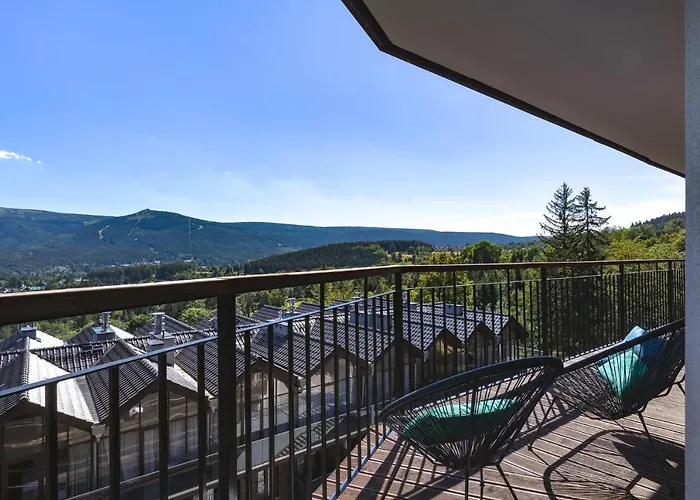 Sloneczny Z Widokiem Na Gory